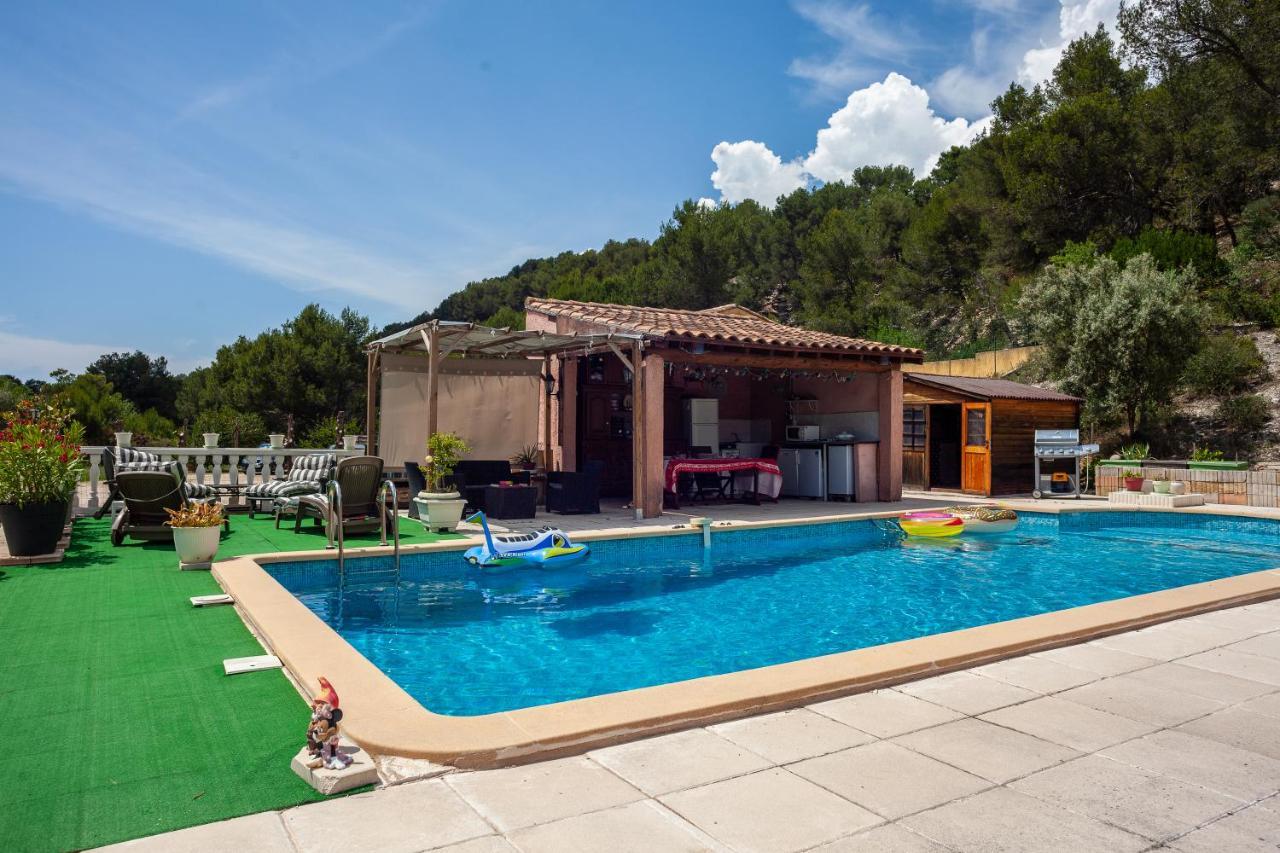 Appartement Avec Piscine Et Cuisine Рокфор-ла-Бедуль Экстерьер фото